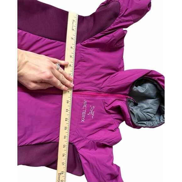 Arc’teryx Hooded Fuchsia Pink Jacket Small - Picture 4 of 10